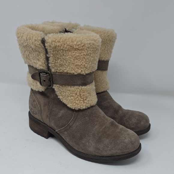 UGG Women's Brown and Cream Shearling Boots Size 6.5 - Picture 3 of 8